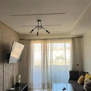 Little With Swimming Pool Apartment