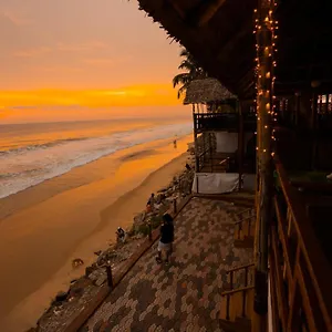 black-beach-resort.kerala-hotels.net/