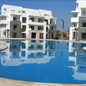 Aga Hivernage Apartment
